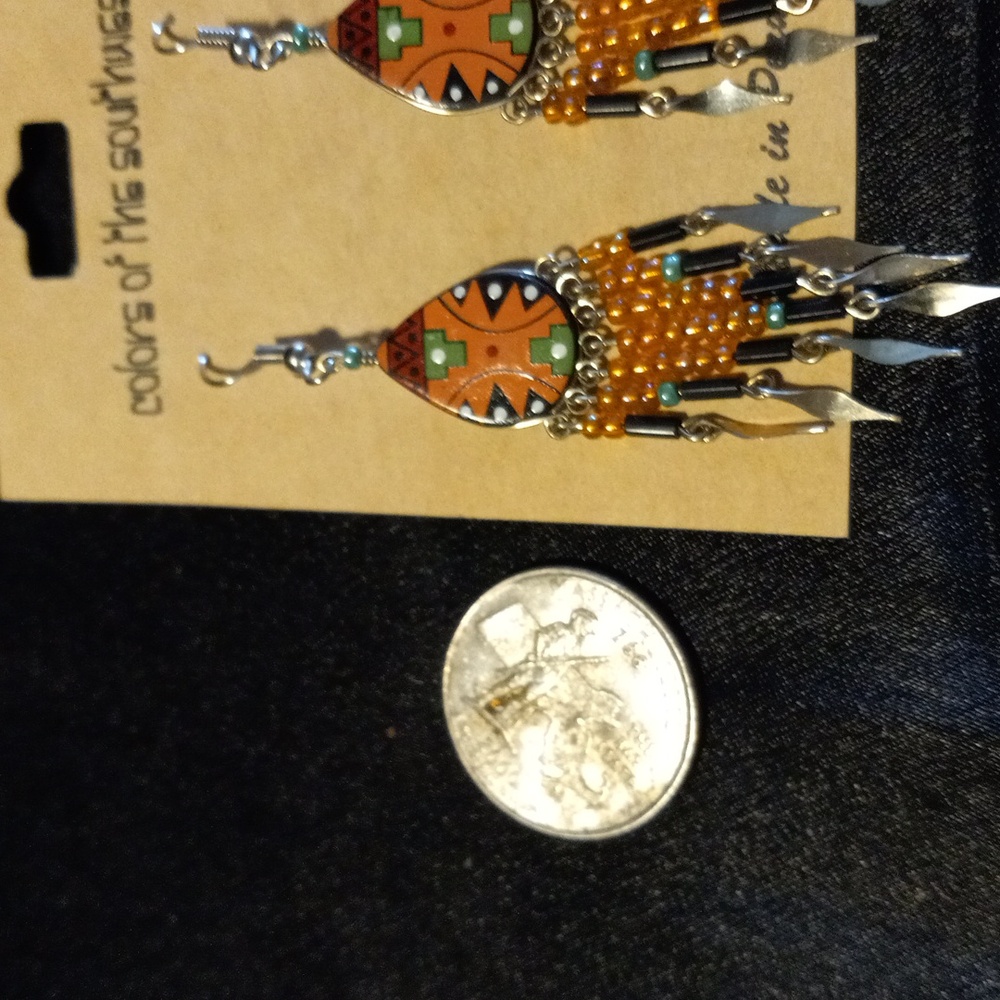 Colors of the Southwest Beaded Earrings - Picture 3 of 4